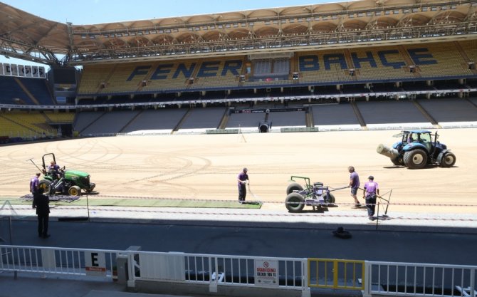 Ülker Stadyumunda Çim Serme İşlemi Başladı
