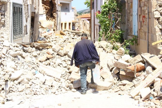 Deprem Bu Hale Getirdi