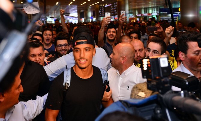 Dirar İstanbul’a Geldi