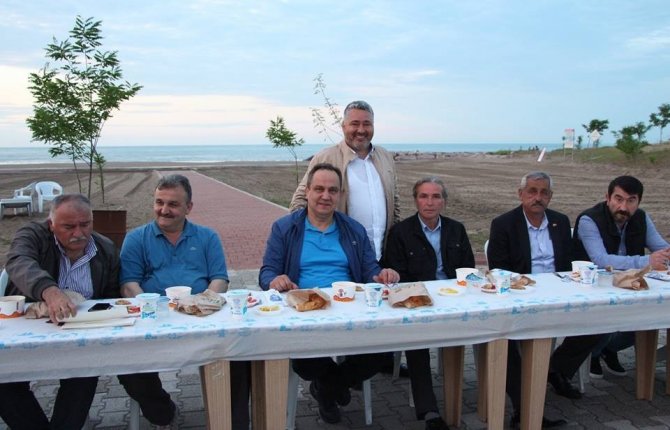 Giresun Belediye Başkanı İftarda Muhtar Ve Basın Mensuplarıyla Bir Araya Geldi