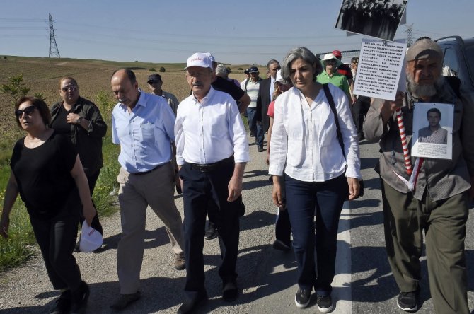 Chp’nin ’Adalet Yürüyüşü’ 3.gününde Sürüyor