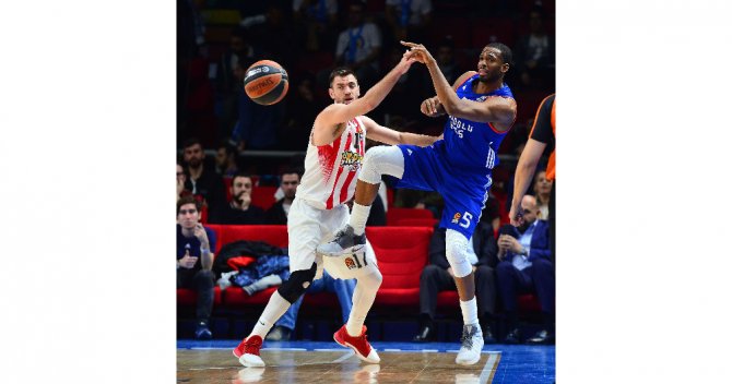 Olympiakos, Mantaris İle 3 Yıl Uzattı