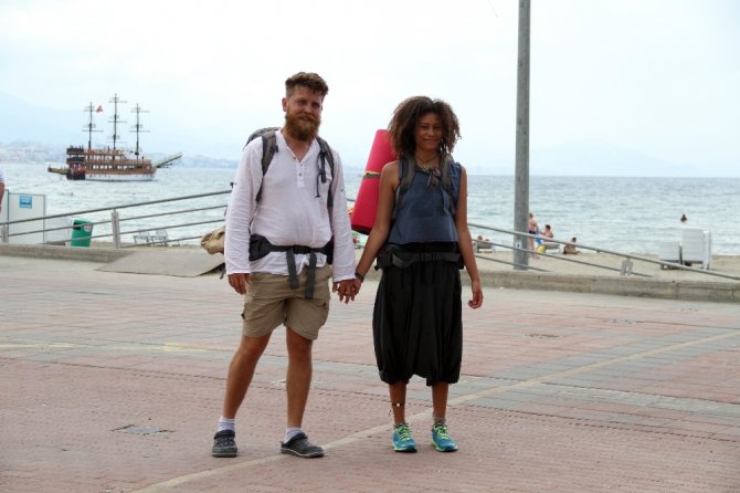 Dünya Turunda Durak Antalya