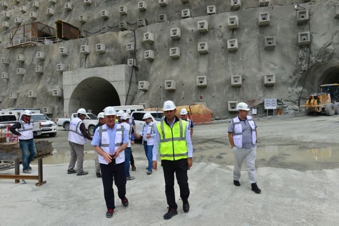 Yusufeli Barajı’nın Fiziki Yapısının Yüzde 62’si Tamamlandı