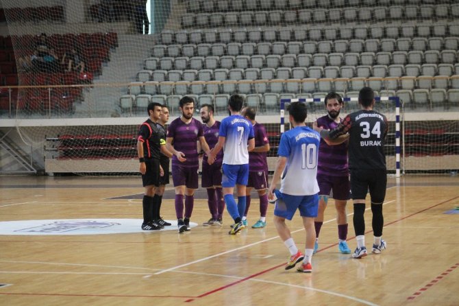 Futsalda Finalistler Belli Oldu