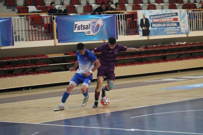 Futsalda Finalistler Belli Oldu