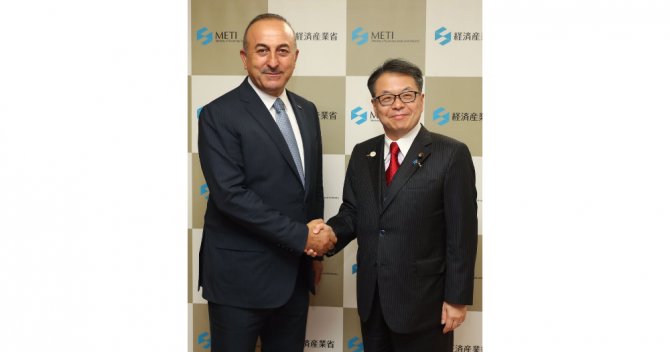 Çavuşoğlu, Japonya Başbakanı Abe İle Görüştü