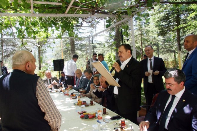 “Haçlı Seferleri Hâlâ Devam Ediyor"