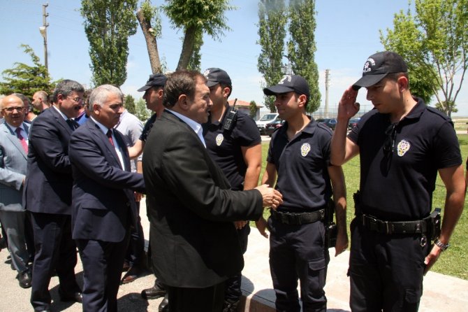 “Haçlı Seferleri Hâlâ Devam Ediyor"