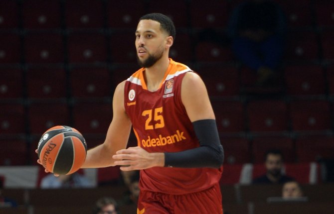Galatasaray Odeabank’ta Yaprak Dökümü Sürüyor