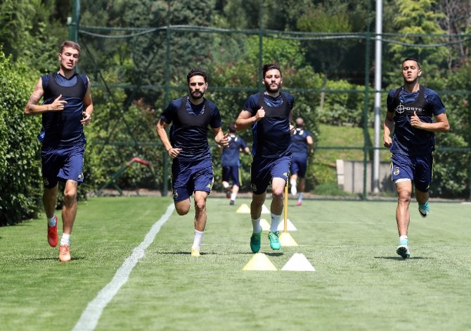 Fenerbahçe’de Yeni Sezon Hazırlıkları Sürüyor