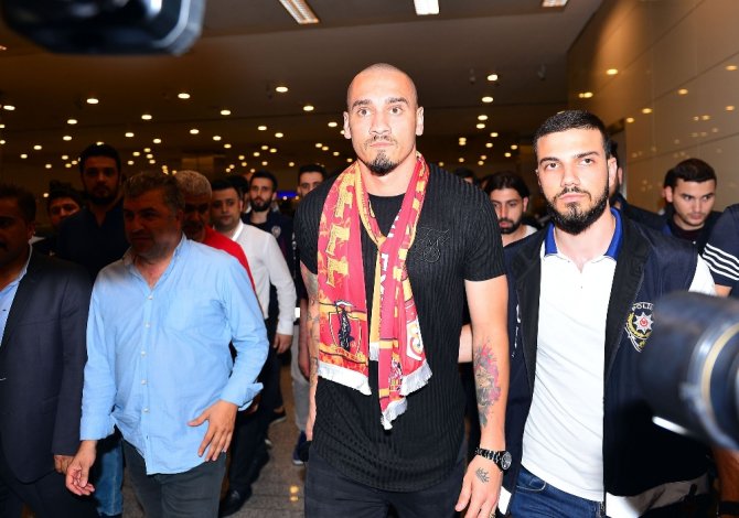 Yeni Aslan İstanbul’da