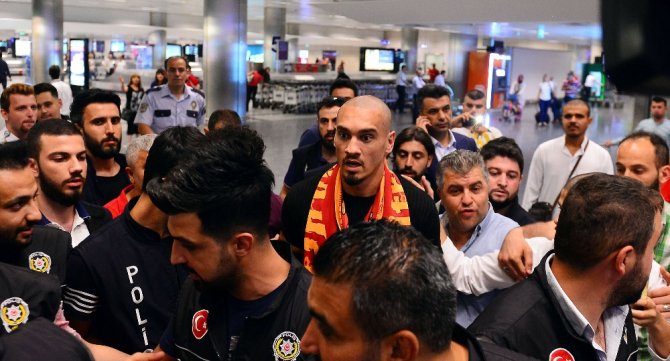 Yeni Aslan İstanbul’da