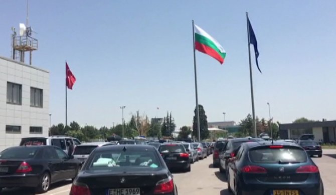 İşlemler Yavaşladı, Araç Kuyrukları Oluştu