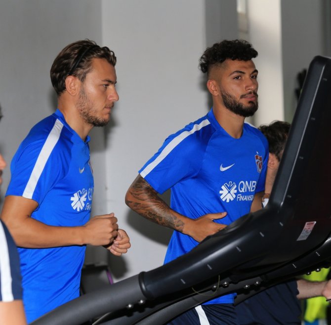 Trabzonspor Macaristan’daki İlk Antrenmanını Gerçekleştirdi