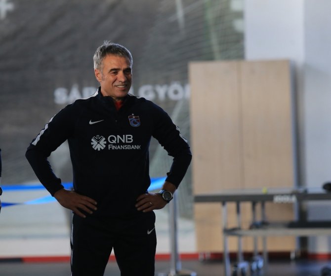 Trabzonspor Macaristan’daki İlk Antrenmanını Gerçekleştirdi