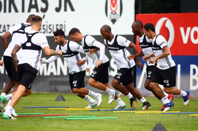 Beşiktaş Hazırlıklarını Sürdürüyor