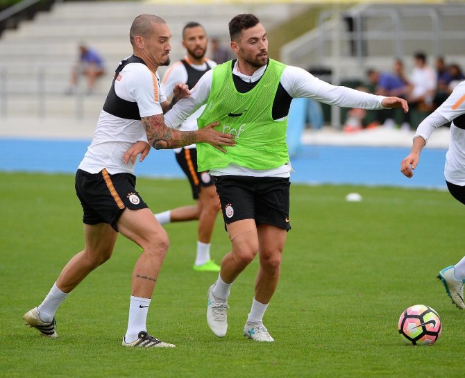 Galatasaray Yeni Sezon Hazırlıklarını Sürdürdü