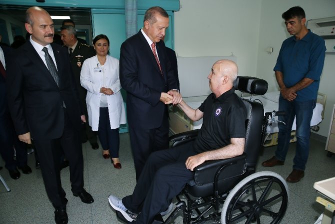 Erdoğan’dan Darbeciler Tarafından Vurulan Aslan’a Ziyaret