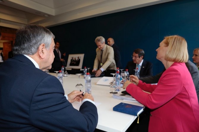 Kıbrıs Konferansı’nın İkinci Masa Toplantısı Başladı