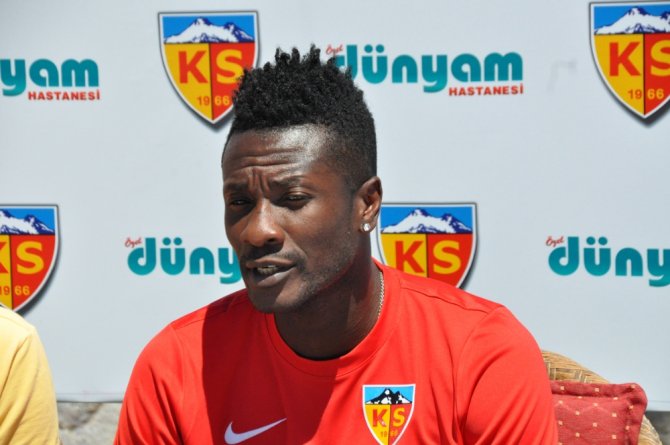 Asamoah Gyan İle 2+1 Yıllık Sözleşme İmzalandı