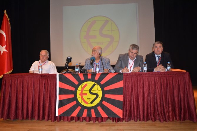 Eskişehirspor Kayyuma Doğru Gidiyor