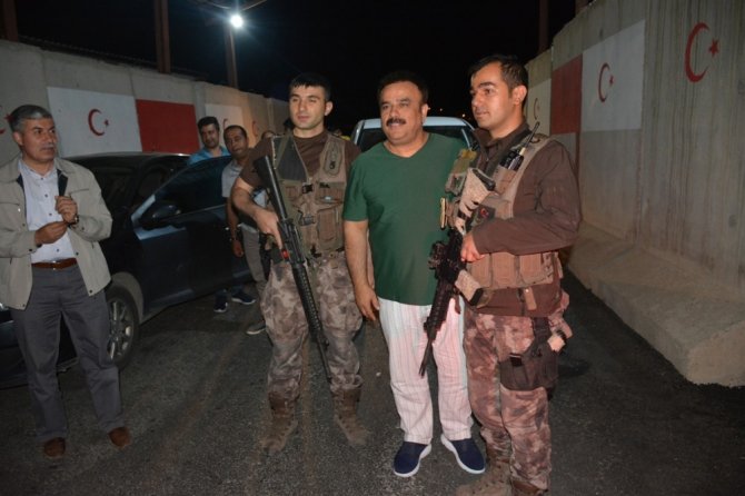 Bülent Serttaş’tan Güvenlik Güçlerine Sürpriz Gece Ziyareti