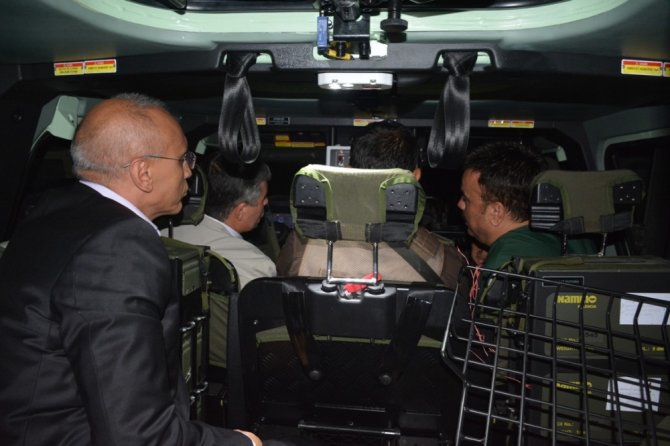 Bülent Serttaş’tan Güvenlik Güçlerine Sürpriz Gece Ziyareti