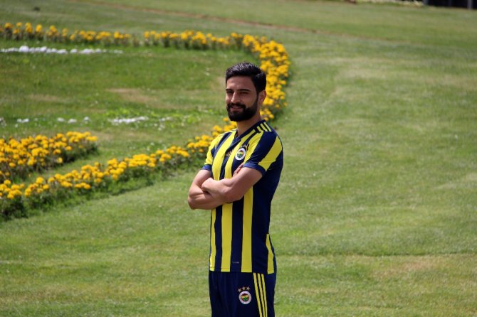 Fenerbahçe’nin Forma Tanıtımı Yapıldı