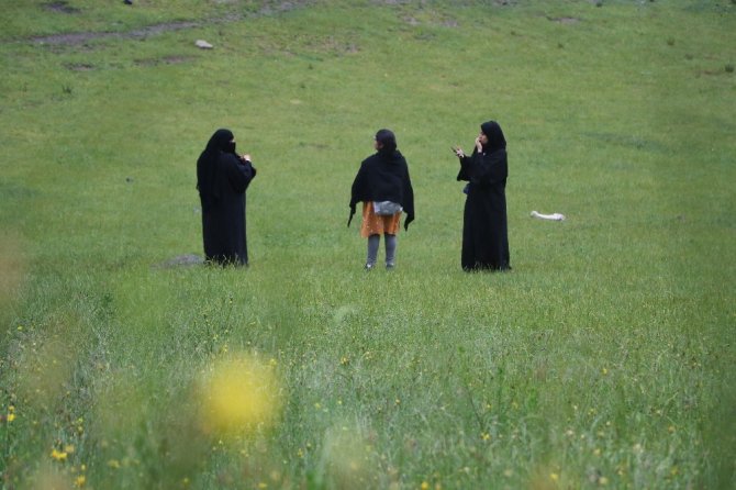 Kışın Nüfusu 6 Bin’lerde Olan İlçe Yazları Günde 25-30 Bin Turisti Ağırlıyor