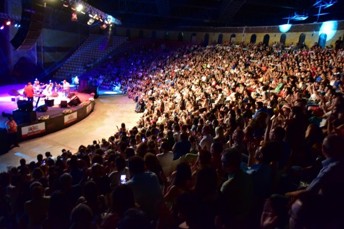 Antalya’da Buika Rüzgarı