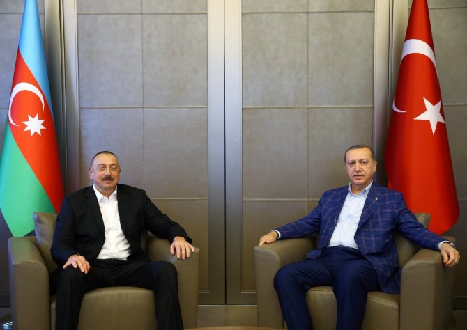 Erdoğan, Aliyev İle Bir Araya Geldi