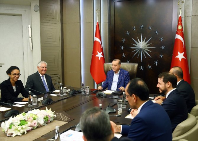 Erdoğan Tillerson’ı Kabul Etti
