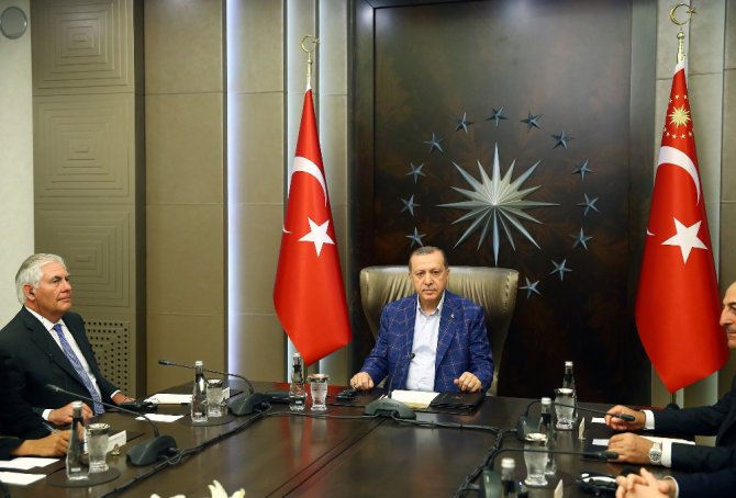 Erdoğan Tillerson’ı Kabul Etti