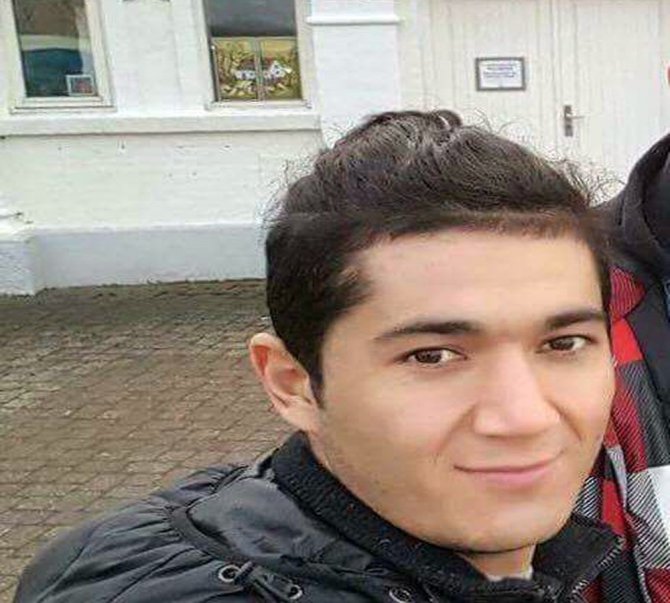 Afgan Gencin Sınır Dışı Edilmesini Engellediler
