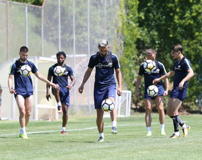 Osmanlıspor İlk Antrenmanını Yaptı