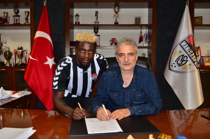 Manisaspor’da Çifte İmza