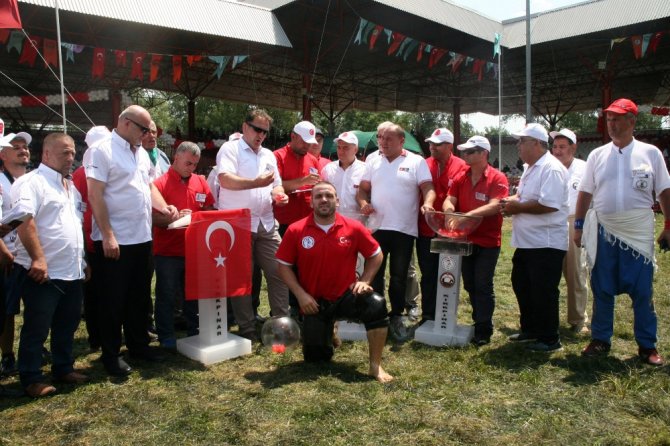 Kırkpınar’da Başpehlivanlık İlk Tur Kura Çekimi Yapıldı