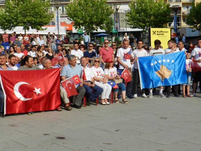 Kosova Türkiye İçin Yürüdü