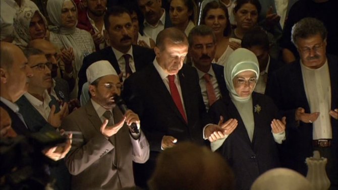 Cumhurbaşkanı Erdoğan Şehitler Anıtı’nın Açılışını Yaptı
