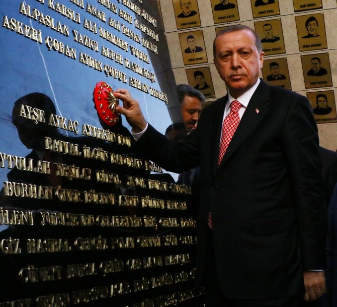 Erdoğan, Beştepe’deki Şehitler Abidesi’ni Açtı