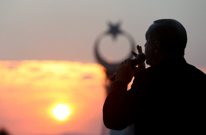 Erdoğan, Beştepe’deki Şehitler Abidesi’ni Açtı