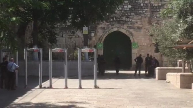 İsrail Polisi Mescid-i Aksa Kapılarına X-ray Kurdu