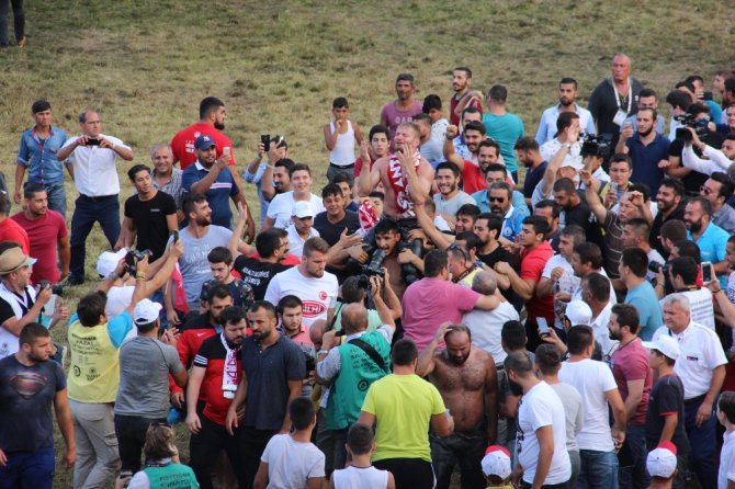 Kırkpınar’da Başpehlivan ’Sarı Fırtına’ Oldu