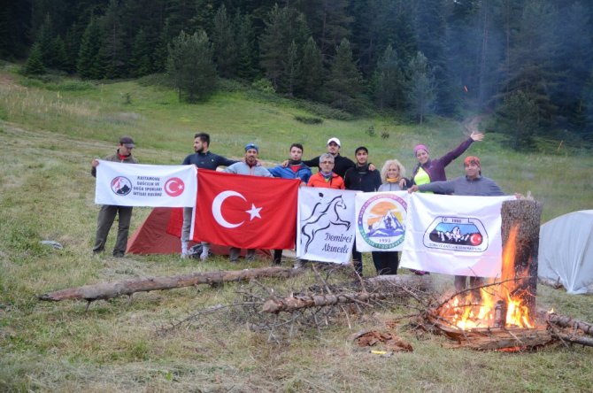 15 Temmuz Şehitleri İçin Ilgaz Dağı’na Tırmandılar