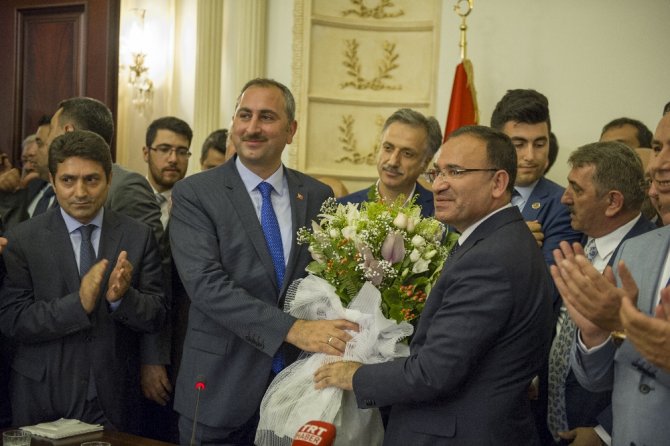 Adalet Bakanlığında Devir Teslim Töreni