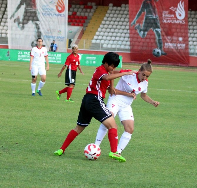 Türkiye Kadın Futbol Takımı Çin’i 5’ledi