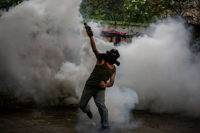 Venezuela’da Protestolar Sürüyor: 3 Ölü