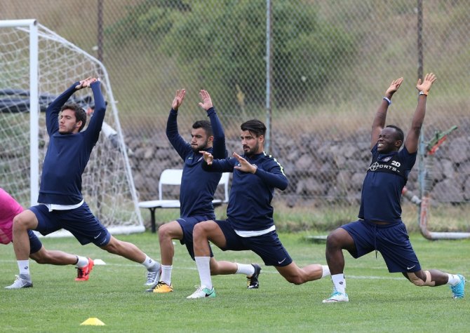 Osmanlıspor Avrupa’ya Tepki Olarak Kızılcahamam’da Kampa Girdi