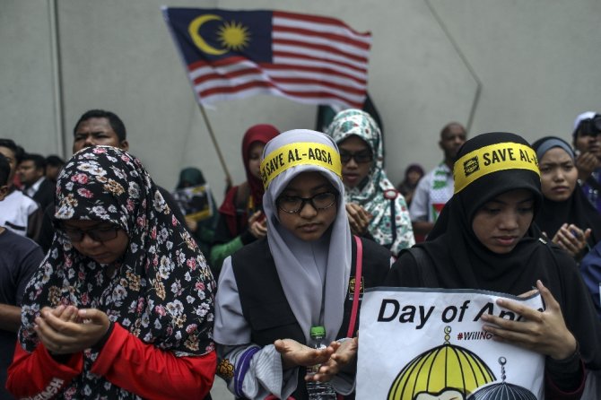Malezya’da Mescid-i Aksa Protestosu